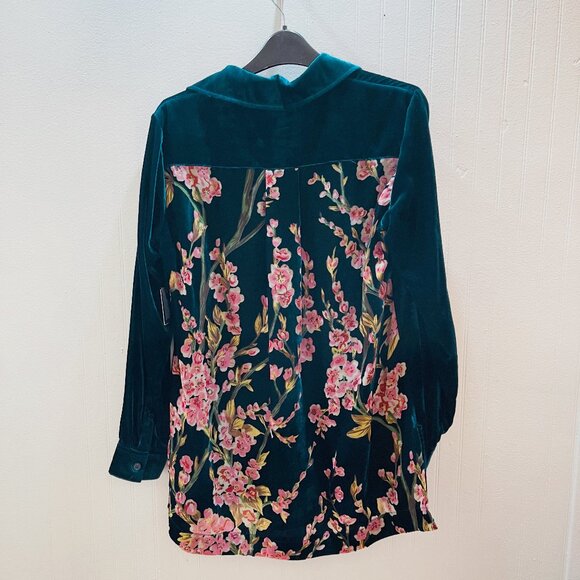 NWT John Mark Blue Velvet & Floral Top - Picture 1 of 6